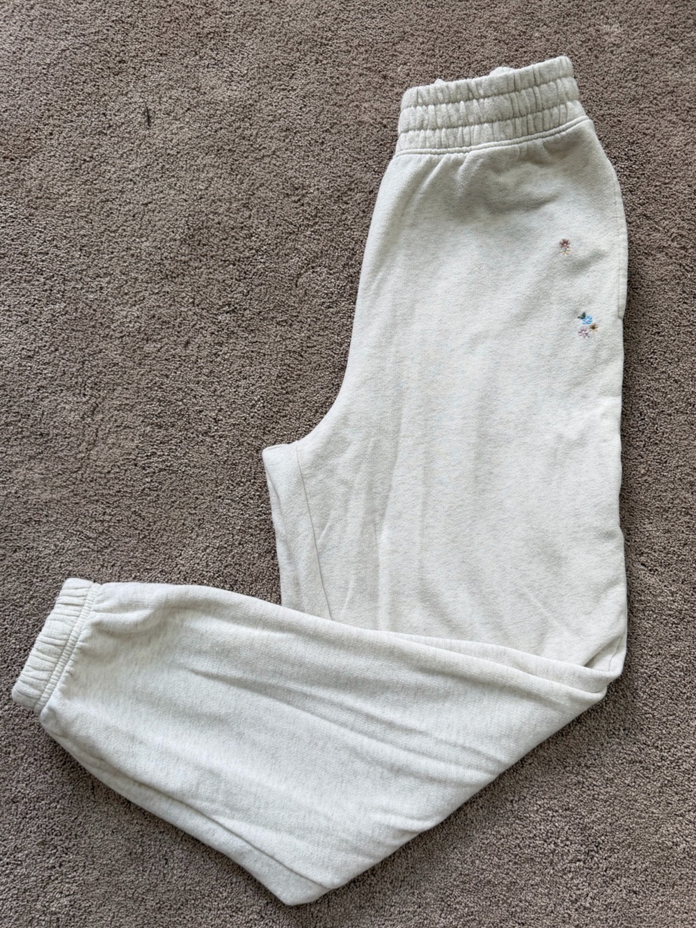 American Eagle Outfitters Cream Women’s Sweatpants with Tiny Embroidered Flowers
